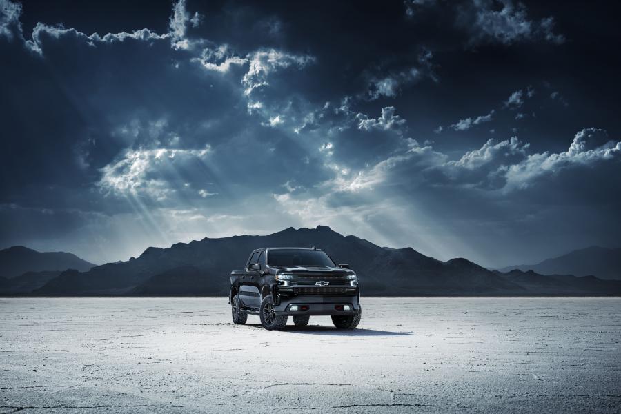  Chevrolet Silverado LT Z71 TrailBoss Midnight Edition Crew Cab 2019 года  (фото 1 из 1)